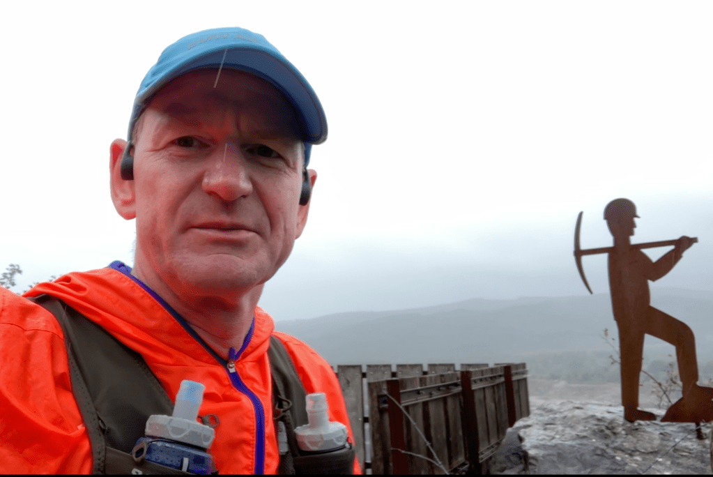 Axel Hirtzbruch beim Ultra Marathon im Sauerland/Hönnetal 2025.